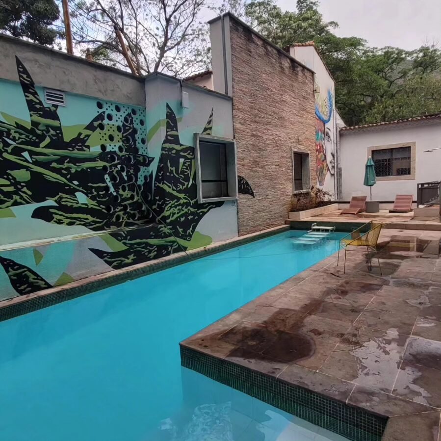 Piscina do JO&JOE Rio de Janeiro no Cosme Velho