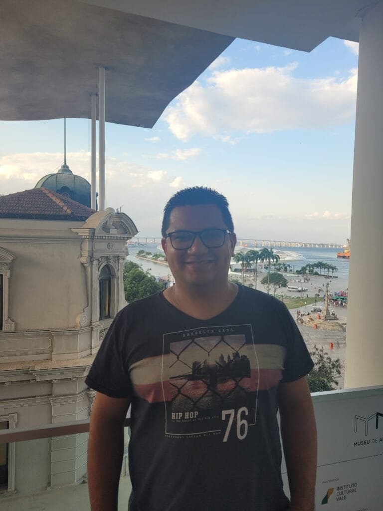 Vista da Praça Mauá e Museu do Amanhã a partir do Museu de Arte do Rio