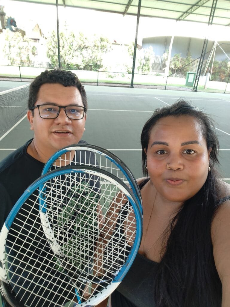 quadra de tênis no Village Le Canton