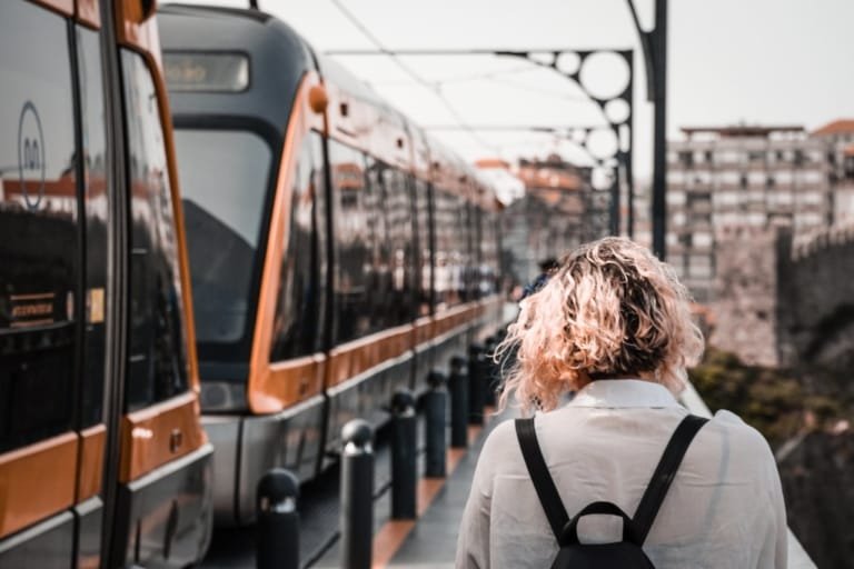 Como Organizar um Roteiro de Viagem: Guia Completo