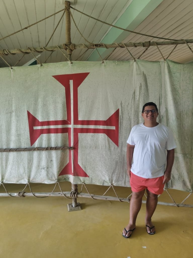 Memorial da Epopéia do Descobrimento: História Viva + 10 Razões para Visitar 3 Réplica da nau de Pedro Álvares Cabral no Memorial da Epopéia do Descobrimento em Porto Seguro, Bahia