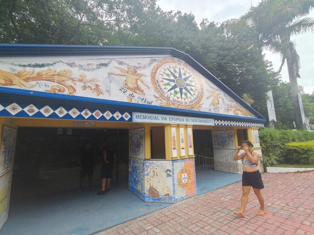 Entrada do Memorial da Epopeia do Descobrimento em Porto Seguro, Bahia