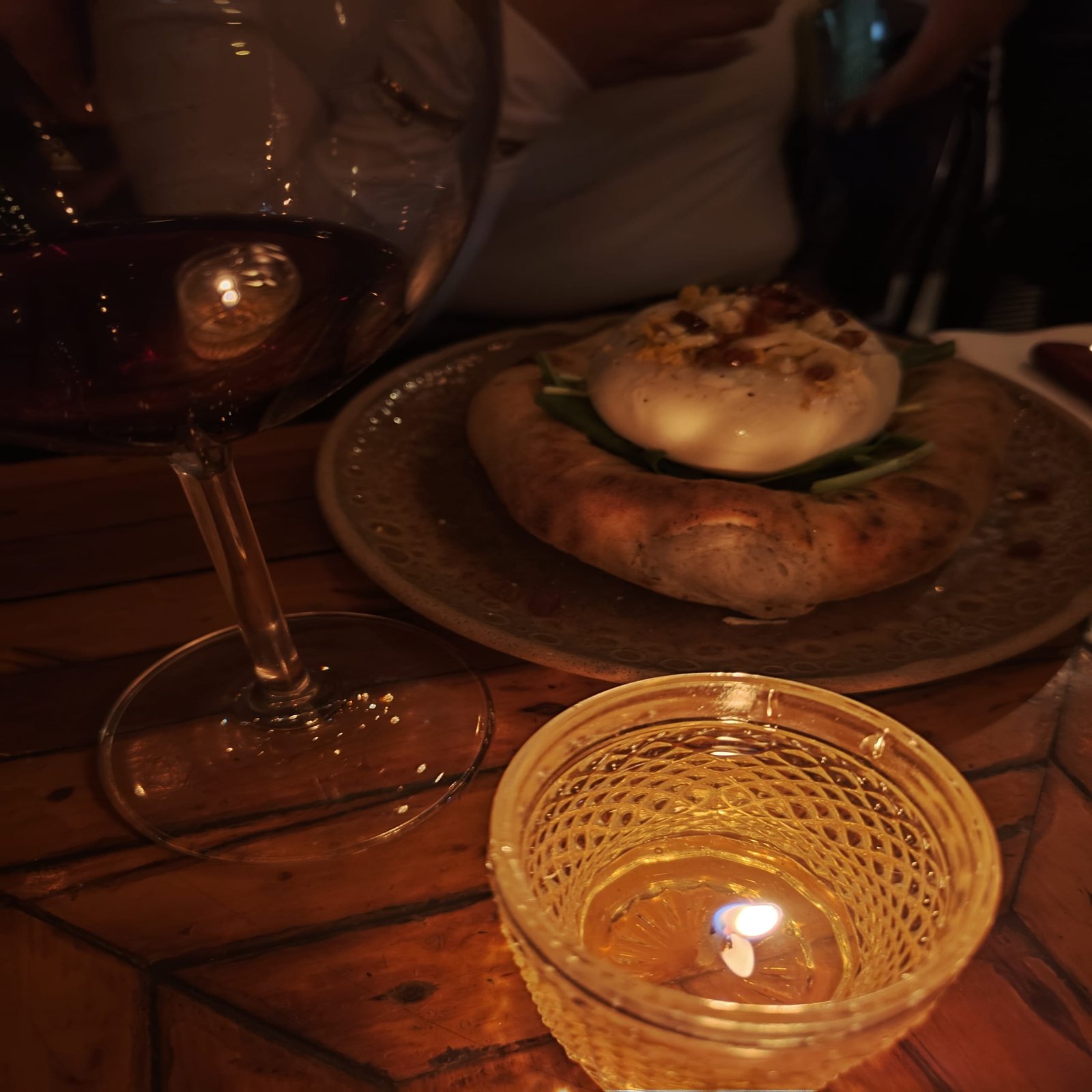 🍕 Ella Pizzaria no Rio de Janeiro: 7 Razões Para Conhecer + Dica Crucial para Evitar Filas 1 IMG20250615202703 scaled