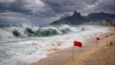 Quando evitar praias no Rio de Janeiro por ressaca, chuva e eventos