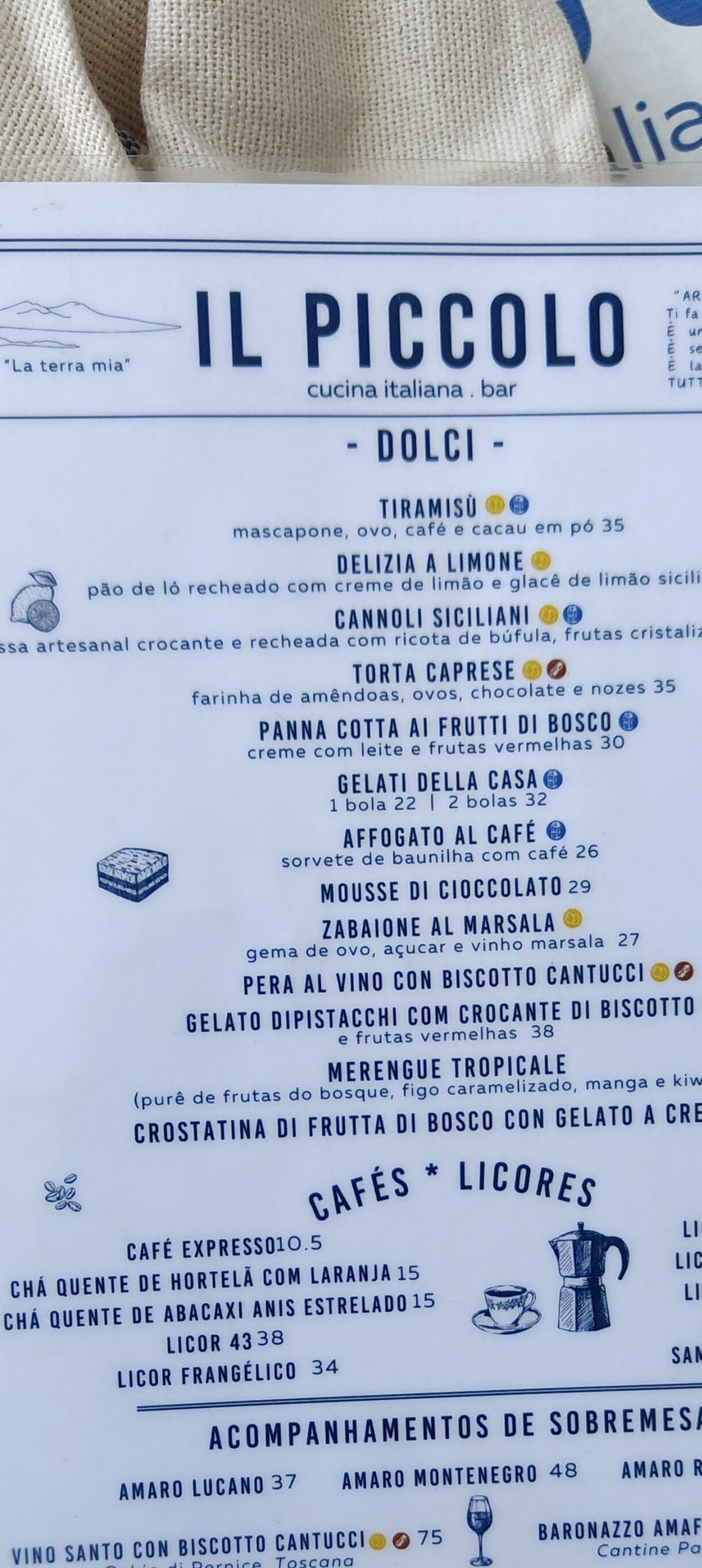 Prato italiano servido no Il Piccolo Rio de Janeiro com vista para a Baía