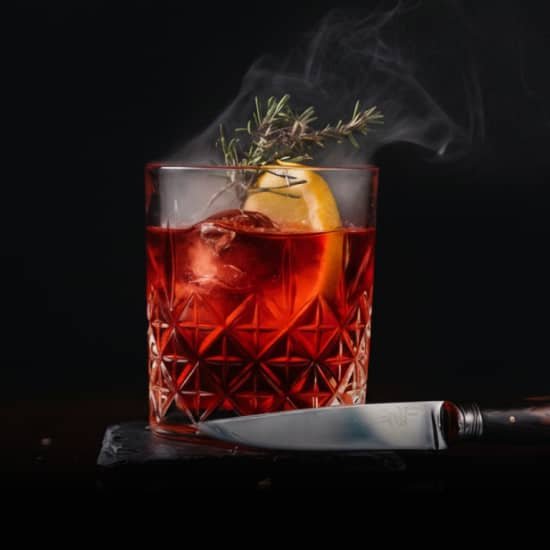 Serial Killer Speakeasy à Rio : true crime, 4 cocktails et guide 1 Serial Killer Speakeasy no Rio: true crime, 4 drinks e guia